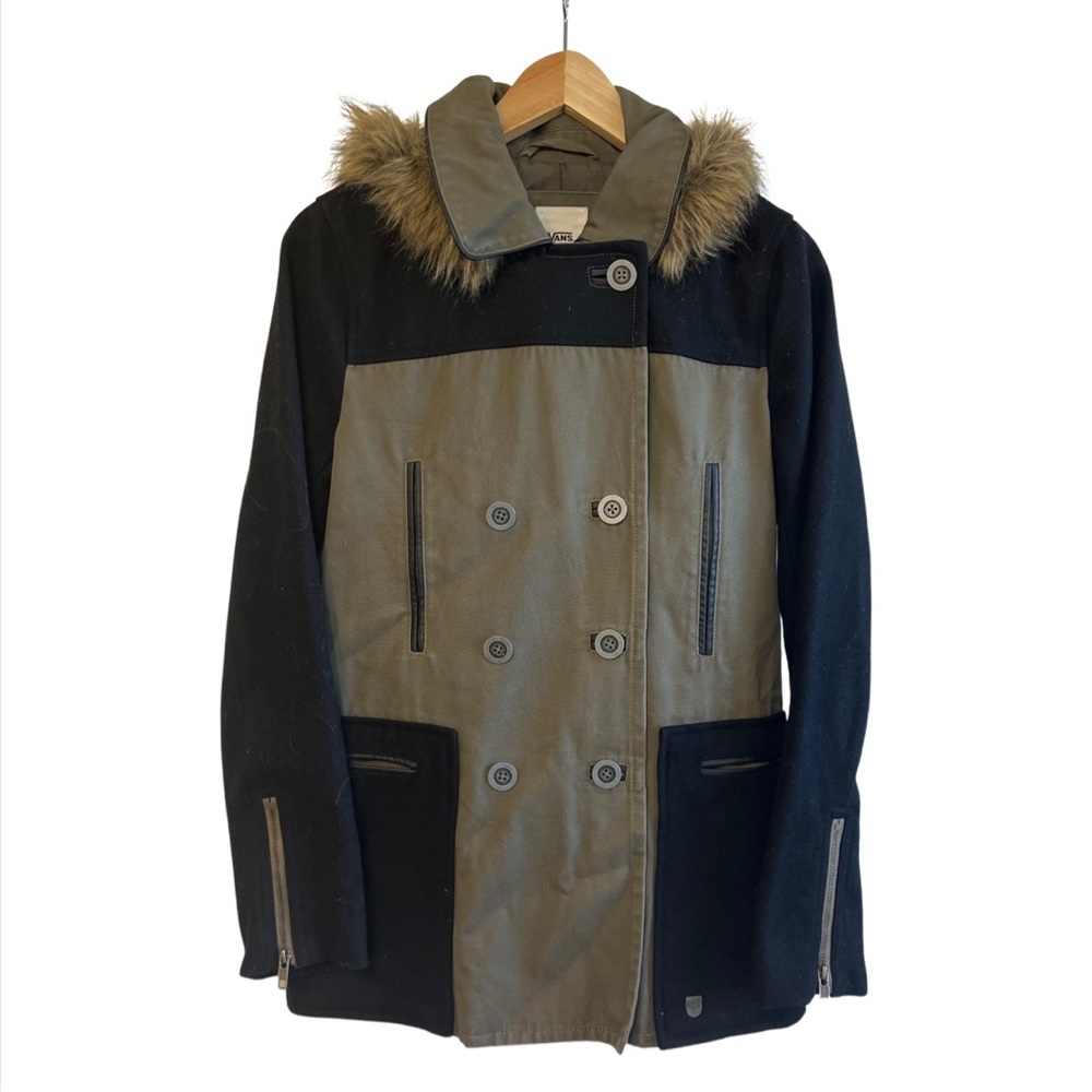 Vans Jacket - Olive Green & Black - Fur Hood Fall Coat